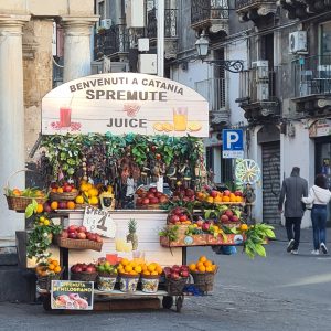 Fruchtsaftstand in Catania