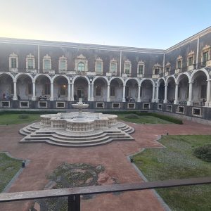 Benediktiner-Kloster und Universität in Catania